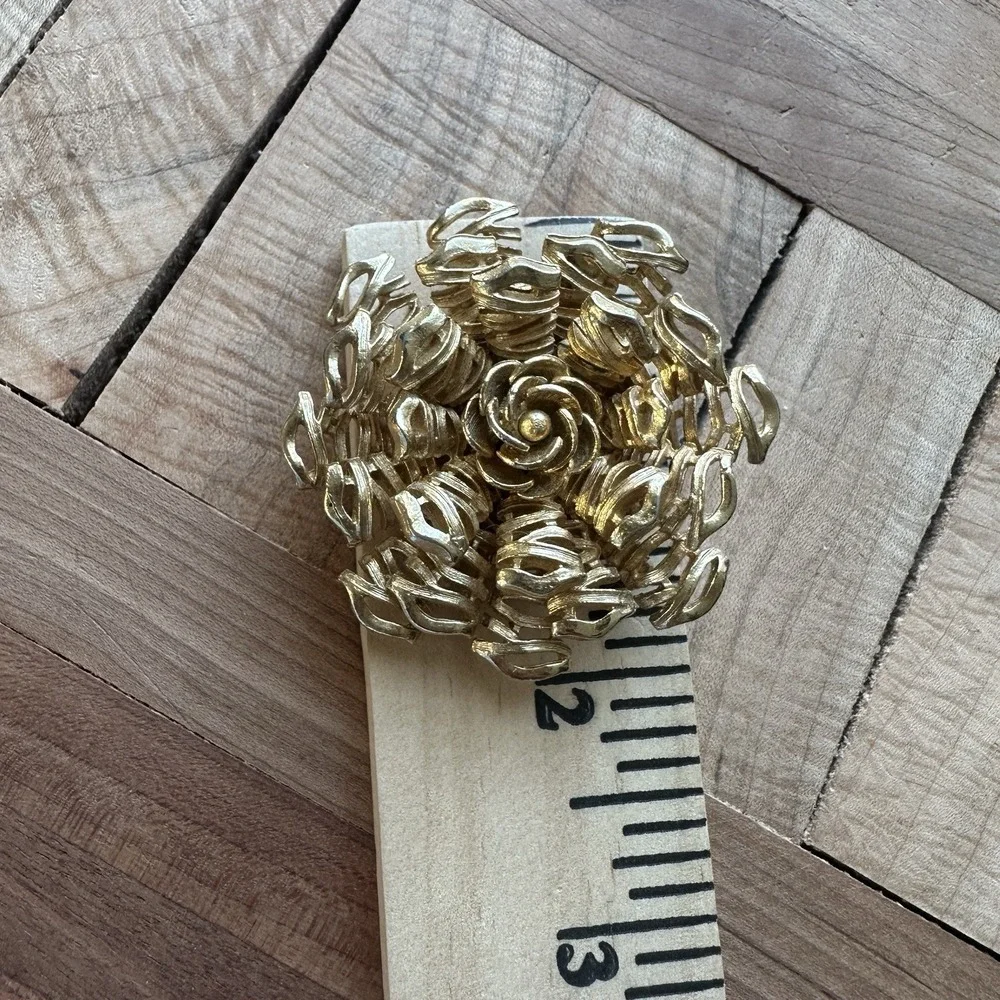 Vintage 1940s-50s Corocraft Flower Brooch Pin 2 Inch Openwork Gold Plated Signed